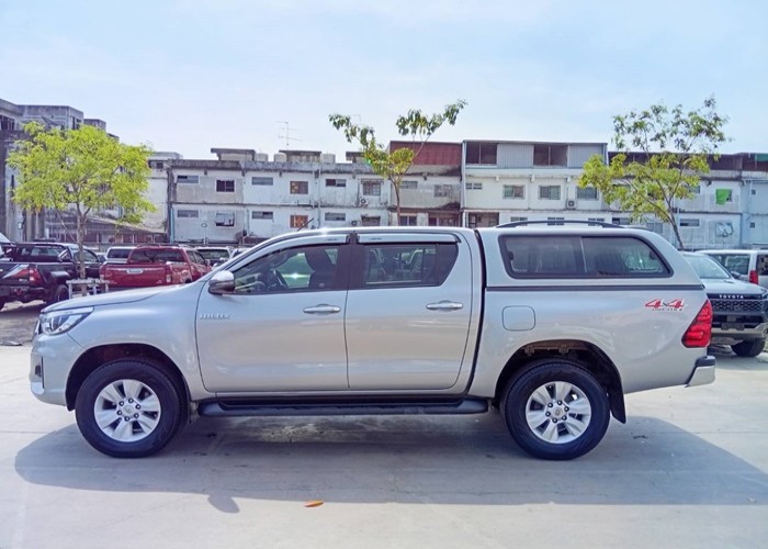 Used 8
                    TOYOTA
                     for Sale Image