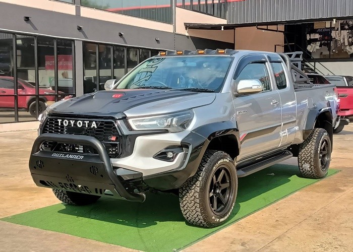 TOYOTA