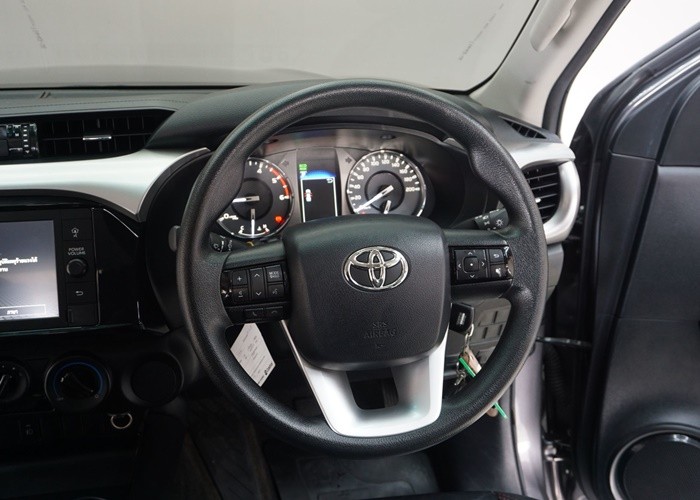 Used 5
                    TOYOTA
                     for Sale Image