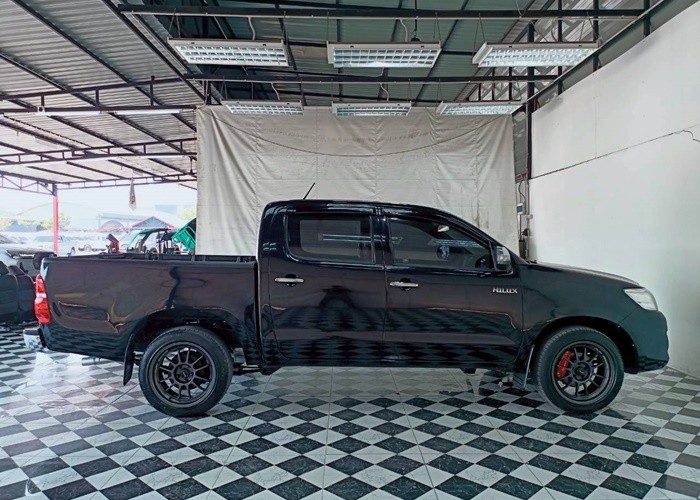 Used 10
                    TOYOTA
                     for Sale Image