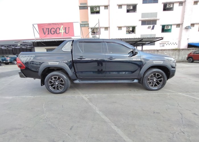 Used 12
                    TOYOTA
                     for Sale Image