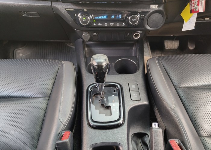 Used 12
                    TOYOTA
                     for Sale Image