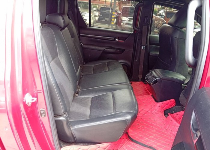 Used 7
                    TOYOTA
                     for Sale Image