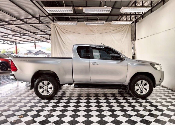 Used 10
                    TOYOTA
                     for Sale Image