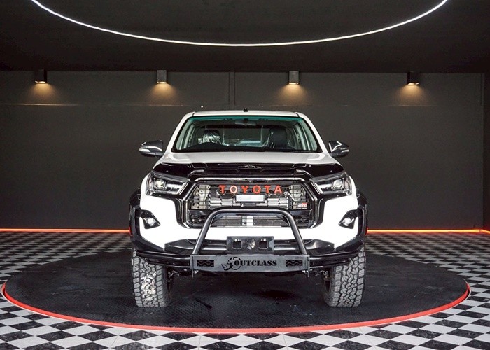 Used 8
                    TOYOTA
                     for Sale Image