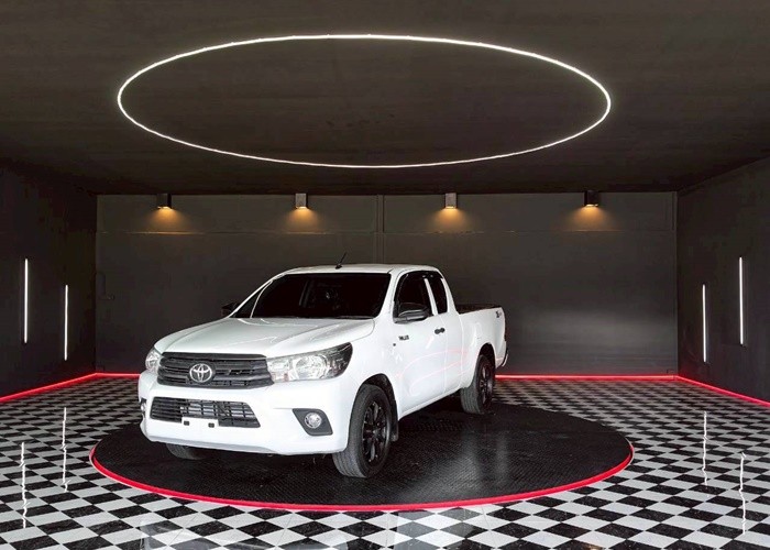 TOYOTA