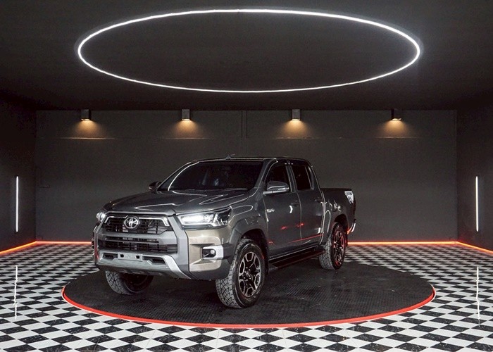 TOYOTA