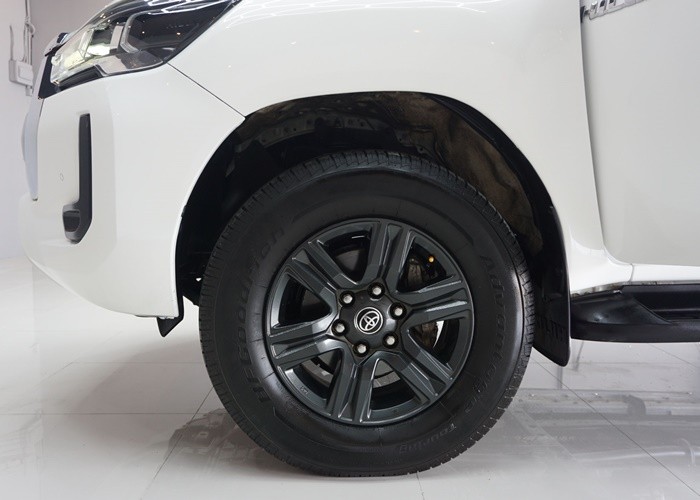 Used 4
                    TOYOTA
                     for Sale Image