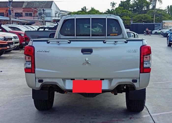 Used 4
                    MITSUBISHI
                     for Sale Image