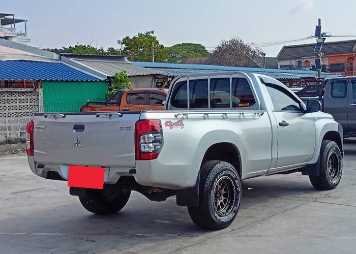 Used 4
                    MITSUBISHI
                     for Sale Image