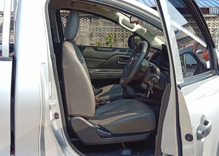 Used 4
                    MITSUBISHI
                     for Sale Image