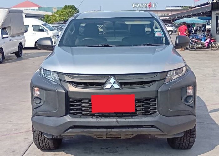 Used 4
                    MITSUBISHI
                     for Sale Image