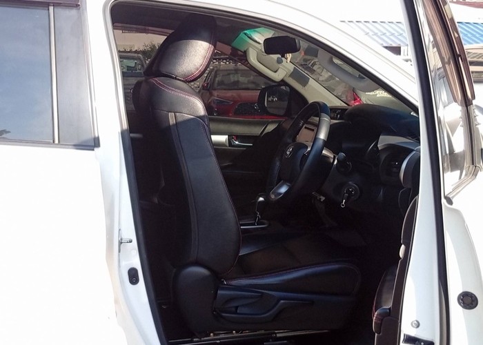 Used 9
                    TOYOTA
                     for Sale Image