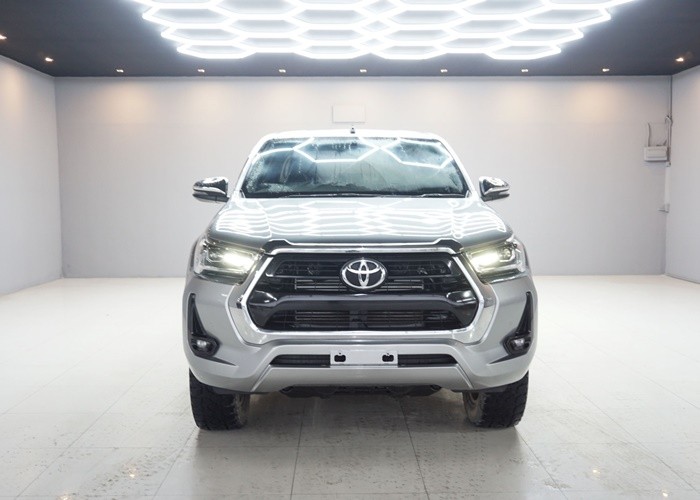 Used 5
                    TOYOTA
                     for Sale Image