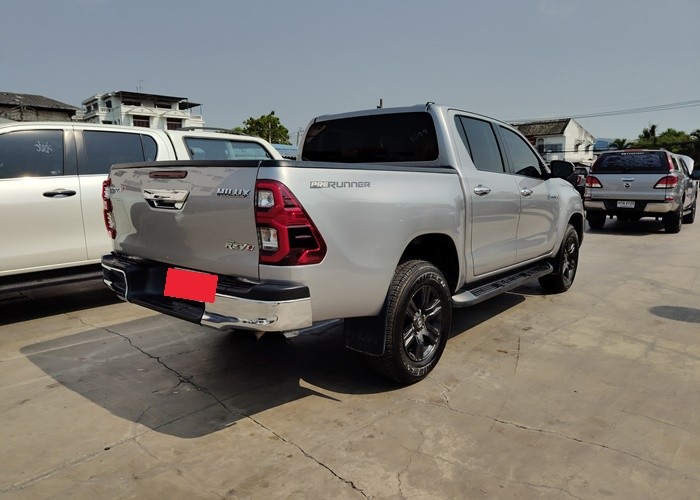 Used 12
                    TOYOTA
                     for Sale Image