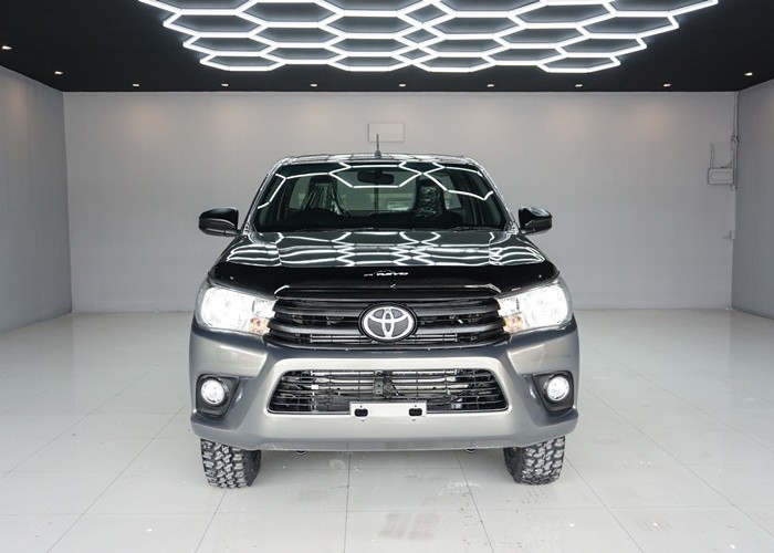 Used 8
                    TOYOTA
                     for Sale Image