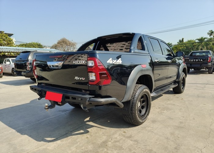 Used 12
                    TOYOTA
                     for Sale Image