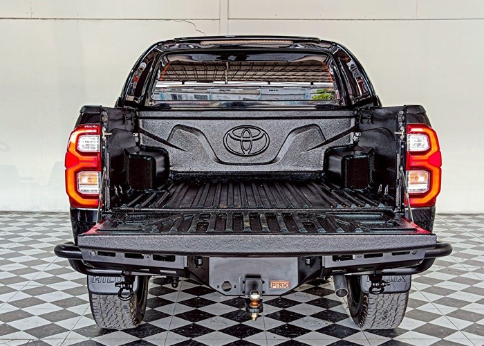 Used 12
                    TOYOTA
                     for Sale Image