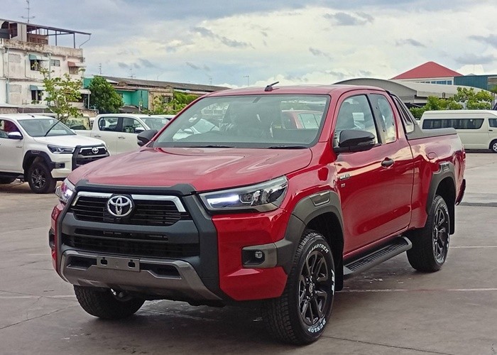 TOYOTA