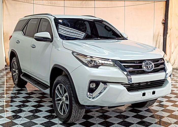 Used 8
                    TOYOTA
                     for Sale Image