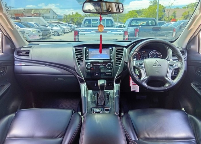 Used 1
                    MITSUBISHI
                     for Sale Image