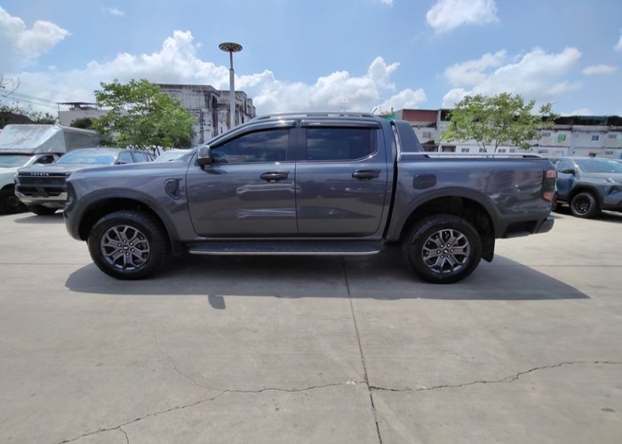 Used 12
                    FORD
                     for Sale Image