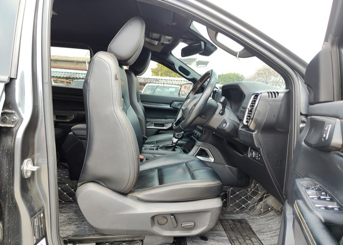 Used 12
                    FORD
                     for Sale Image