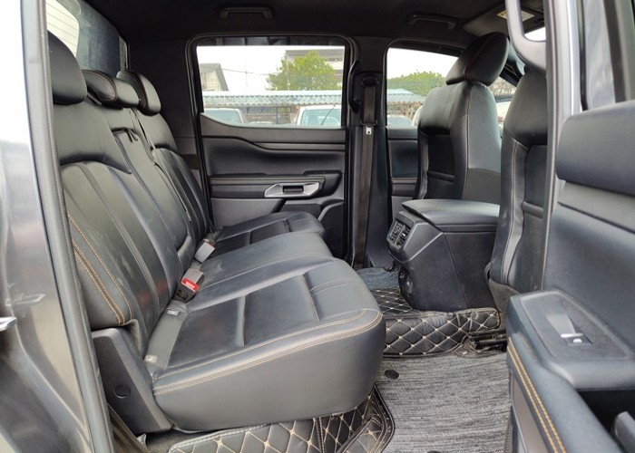 Used 12
                    FORD
                     for Sale Image