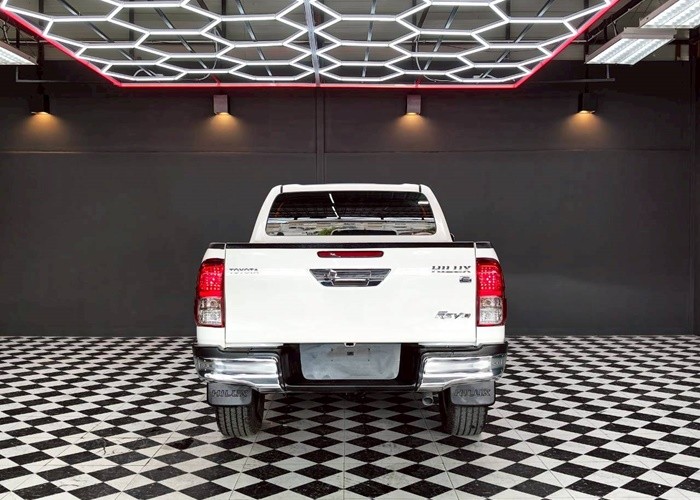 Used 8
                    TOYOTA
                     for Sale Image