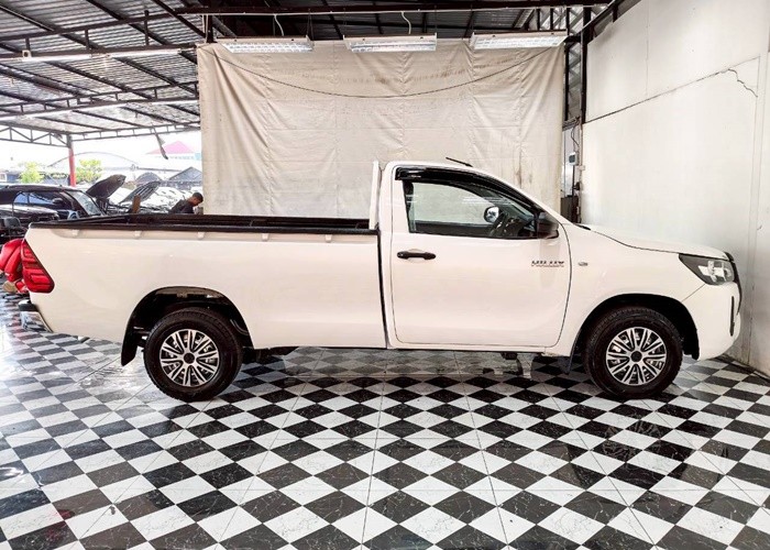 Used 12
                    TOYOTA
                     for Sale Image
