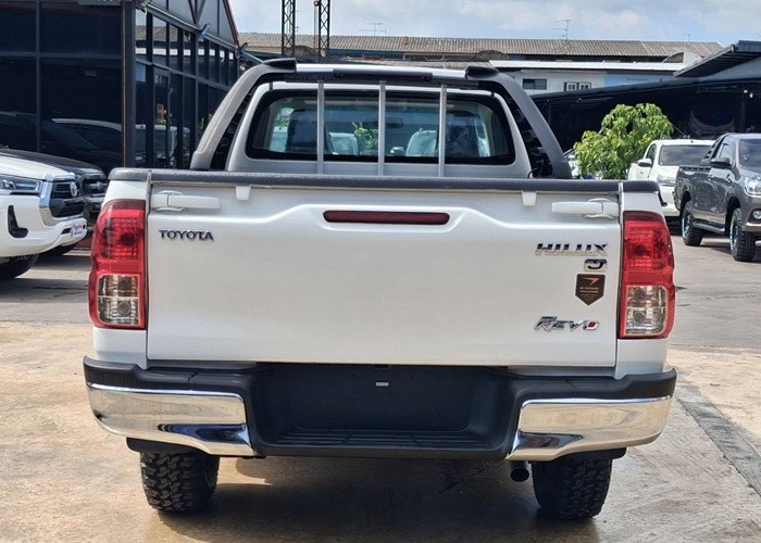 Used 12
                    TOYOTA
                     for Sale Image