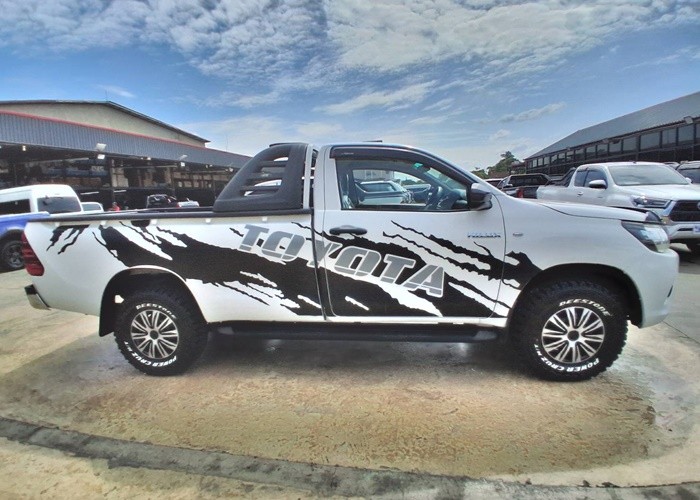 Used 12
                    TOYOTA
                     for Sale Image