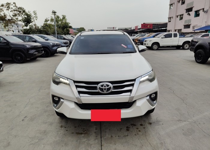 Used 5
                    TOYOTA
                     for Sale Image