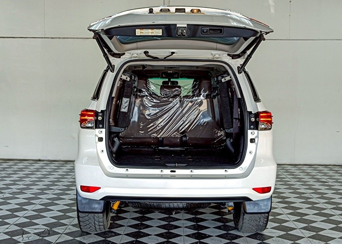 Used 5
                    TOYOTA
                     for Sale Image