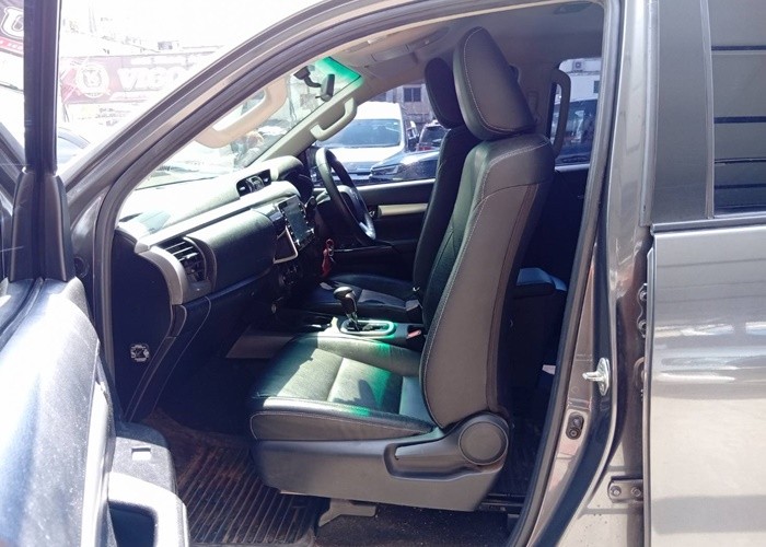 Used 5
                    TOYOTA
                     for Sale Image