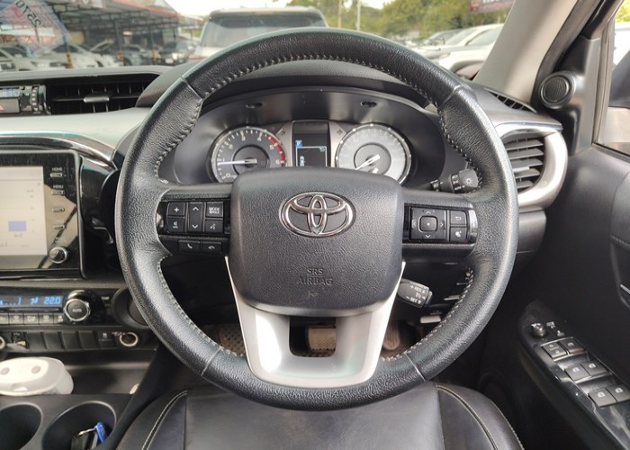 Used 5
                    TOYOTA
                     for Sale Image