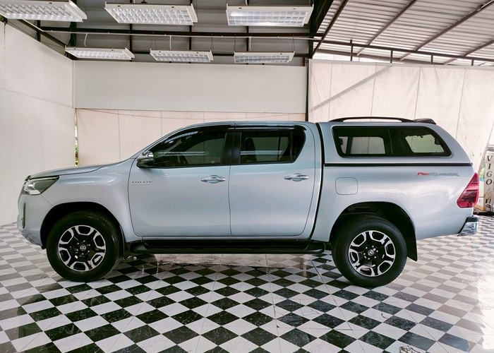 Used 11
                    TOYOTA
                     for Sale Image