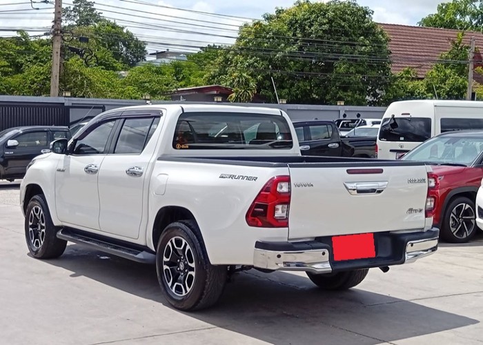 Used 10
                    TOYOTA
                     for Sale Image