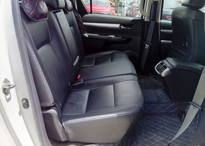 Used 10
                    TOYOTA
                     for Sale Image