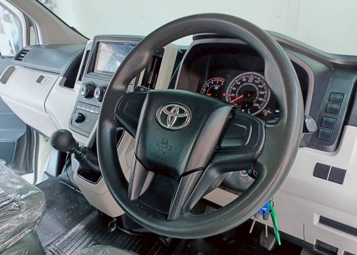 Used 12
                    TOYOTA
                     for Sale Image