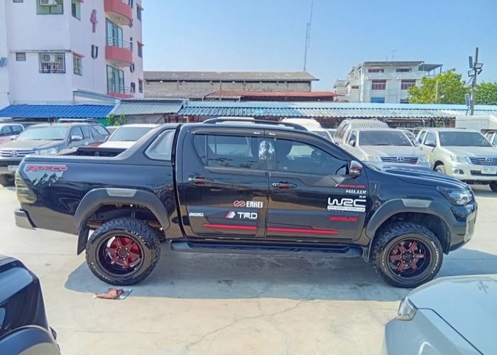 Used 6
                    TOYOTA
                     for Sale Image