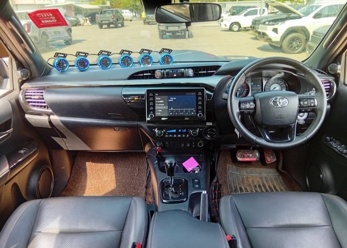 Used 6
                    TOYOTA
                     for Sale Image