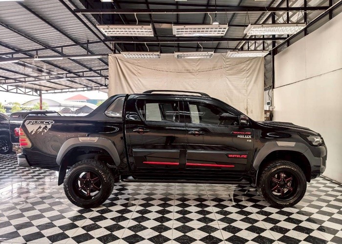 Used 6
                    TOYOTA
                     for Sale Image