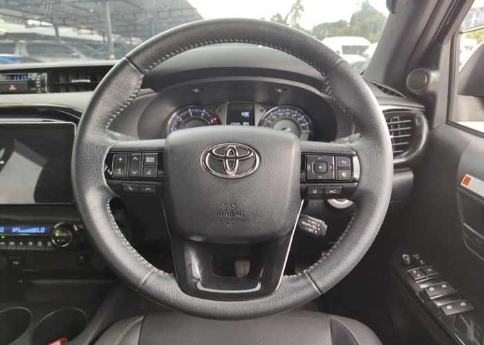 Used 5
                    TOYOTA
                     for Sale Image
