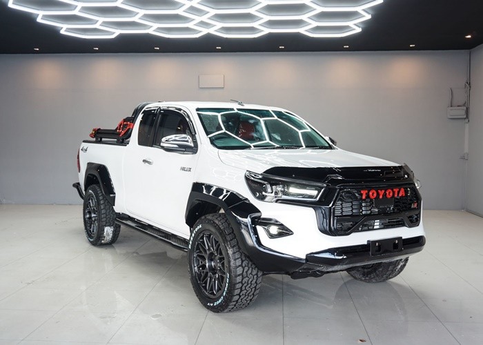 Used 11
                    TOYOTA
                     for Sale Image
