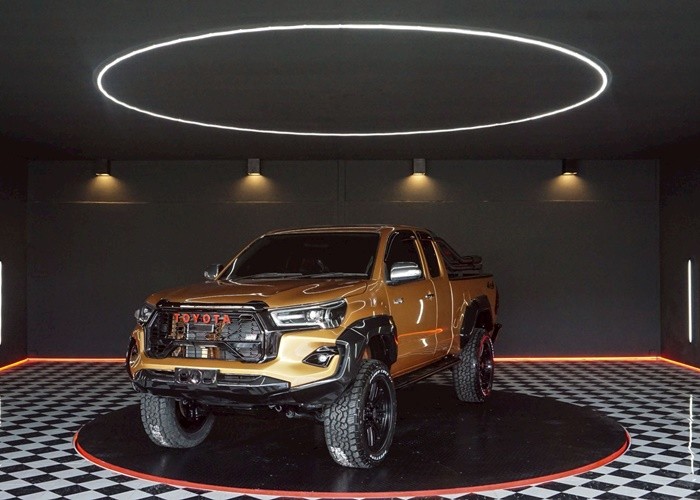 TOYOTA