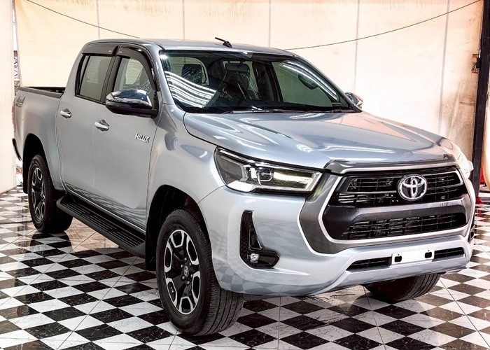 Used 3
                    TOYOTA
                     for Sale Image