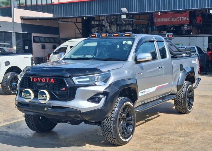 TOYOTA