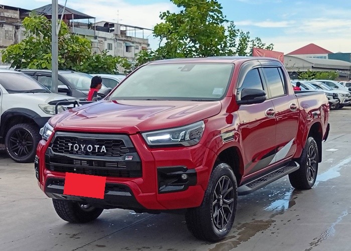 TOYOTA