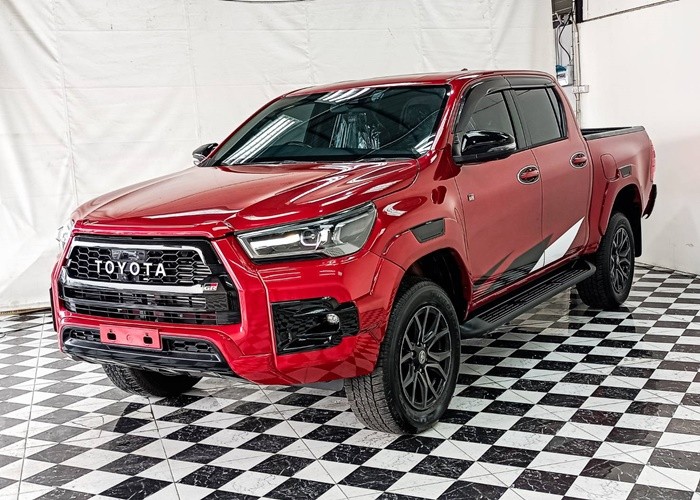 TOYOTA